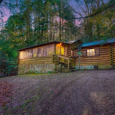 Russell Cabin Logan Exterior photo
